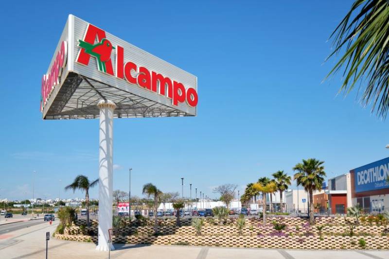 Alcampo supermarket chain to close 25 stores in Spain, cutting 710 jobs
