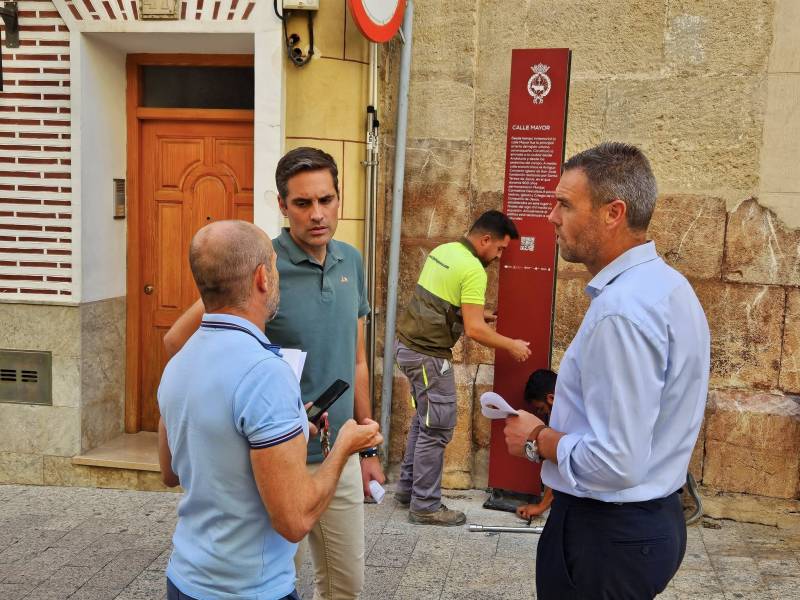 Caravaca updates tourist signs with smart tech and multilingual audio guides