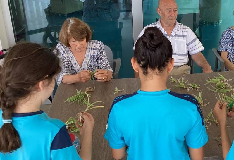 No let-up in the social activities schedule over Christmas at the DomusVi Ciudad de Murcia residence for the elderly!