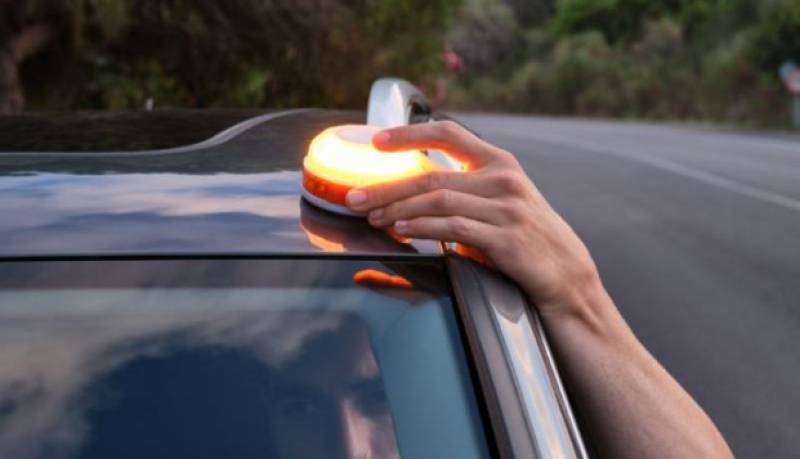 Spain grants grace period for V-16 beacons