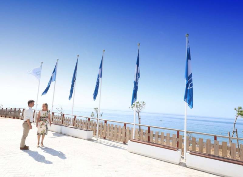 Andalucía scoops 143 Blue Flag beaches in 2026 to hold onto second place in Spain